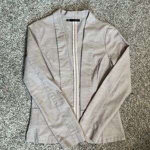 Lightweight blazer